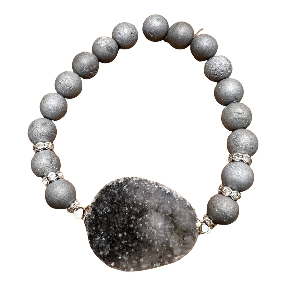 Handmade Drusy pendant & bead stretch bracelet